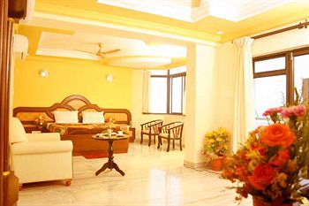 Hotel Sun World Канякумари Екстериор снимка